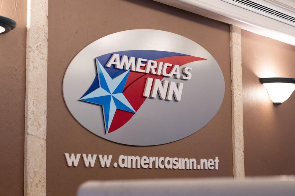 America'S Inn Houston Exteriör bild